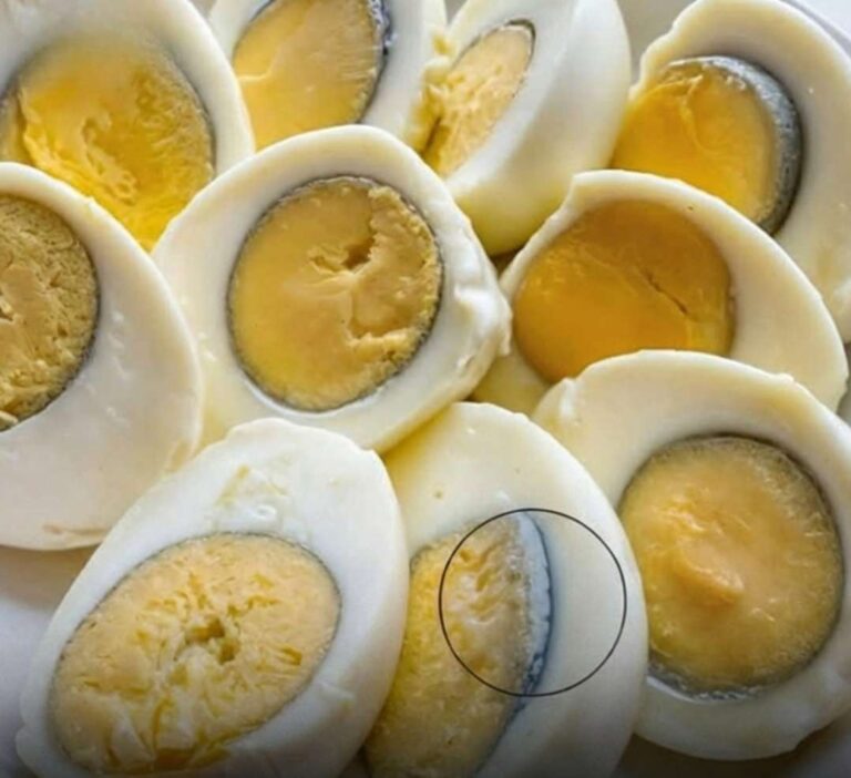 A tökéletes főtt tojás titkai: búcsút mondhatsz a zöldes szegélynek!